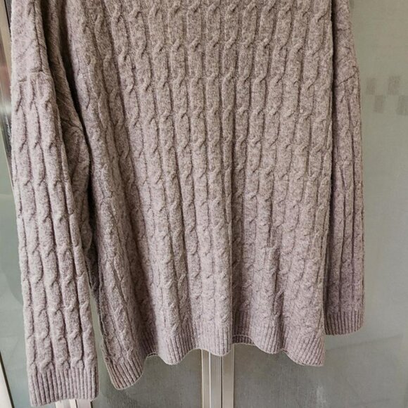 H&M Cable Knit Oversized Button Up Tan Color Cardigan Sweater Wool Blend Size M - Picture 6 of 9